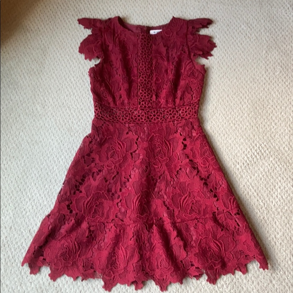 BB Dakota lace dress